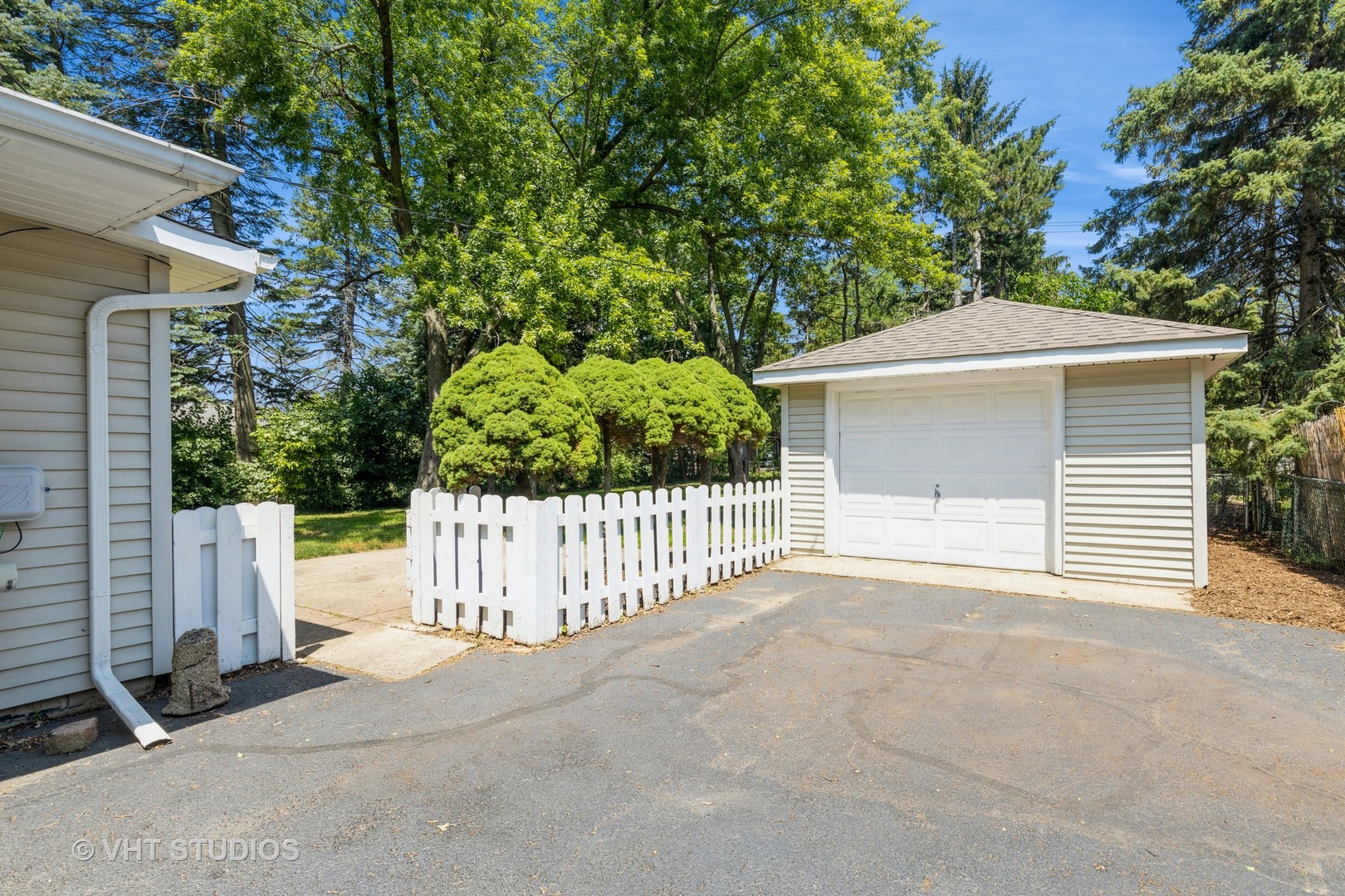 500 Brook Drive