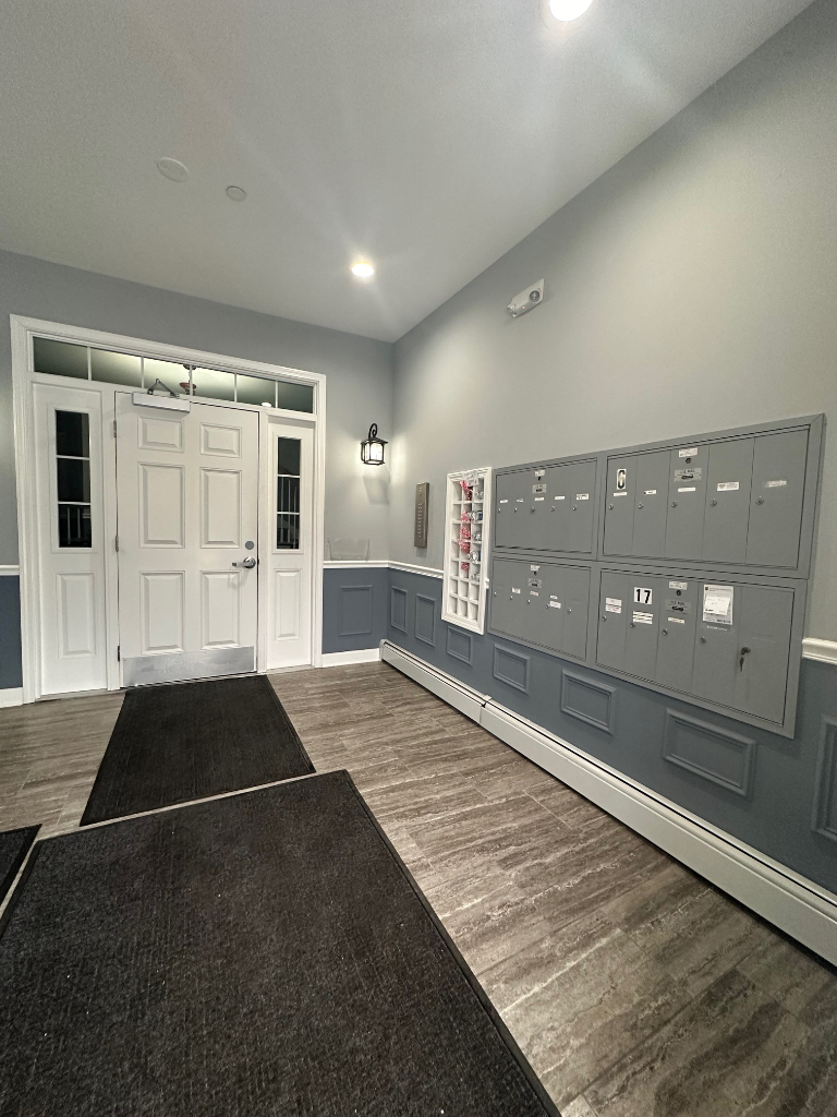 540 Devonshire Lane Unit: 15