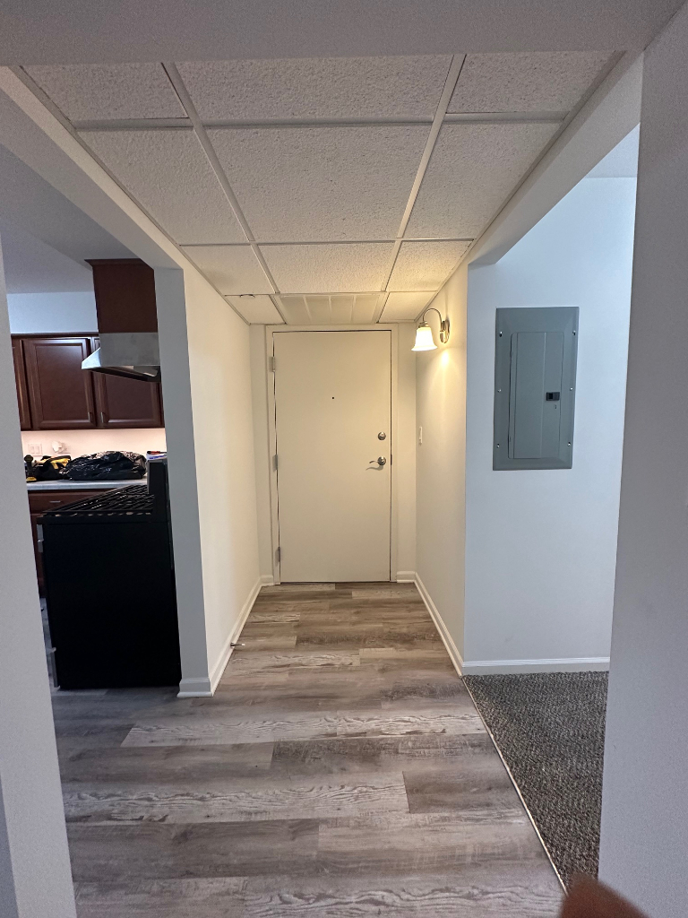 540 Devonshire Lane Unit: 15