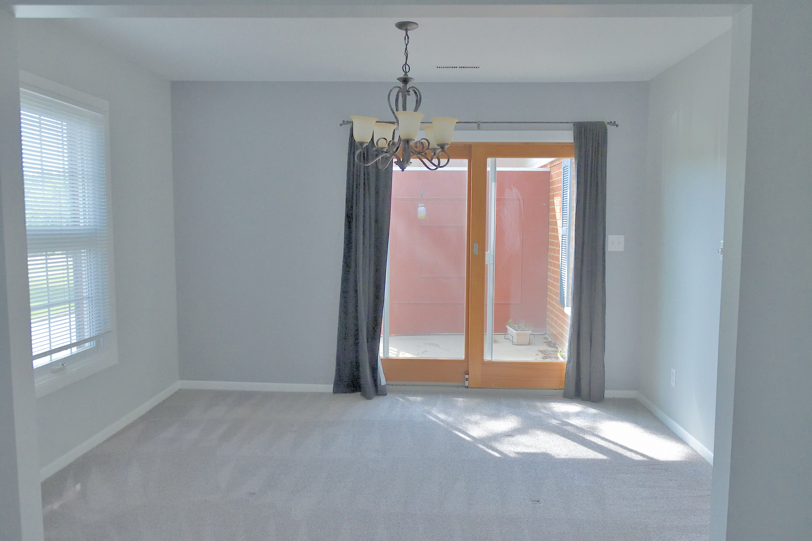 521 Coventry Lane Unit: 16