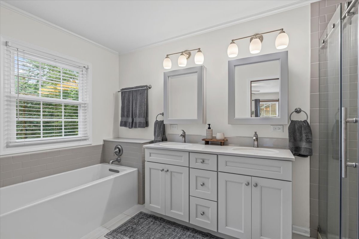 114 Burning Bush Trail