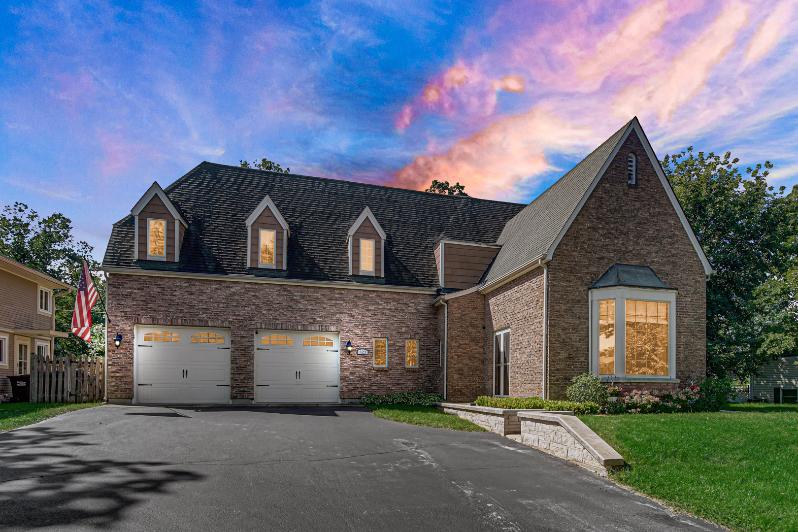 323 W Crystal Lake Avenue