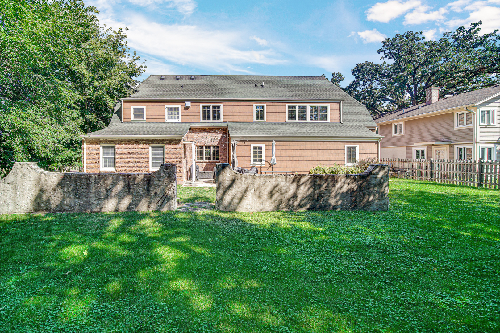323 W Crystal Lake Avenue