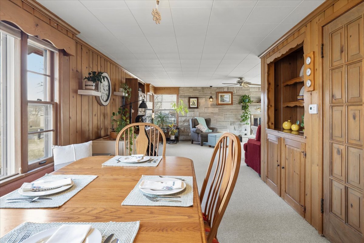 7614 Oakwood Drive
