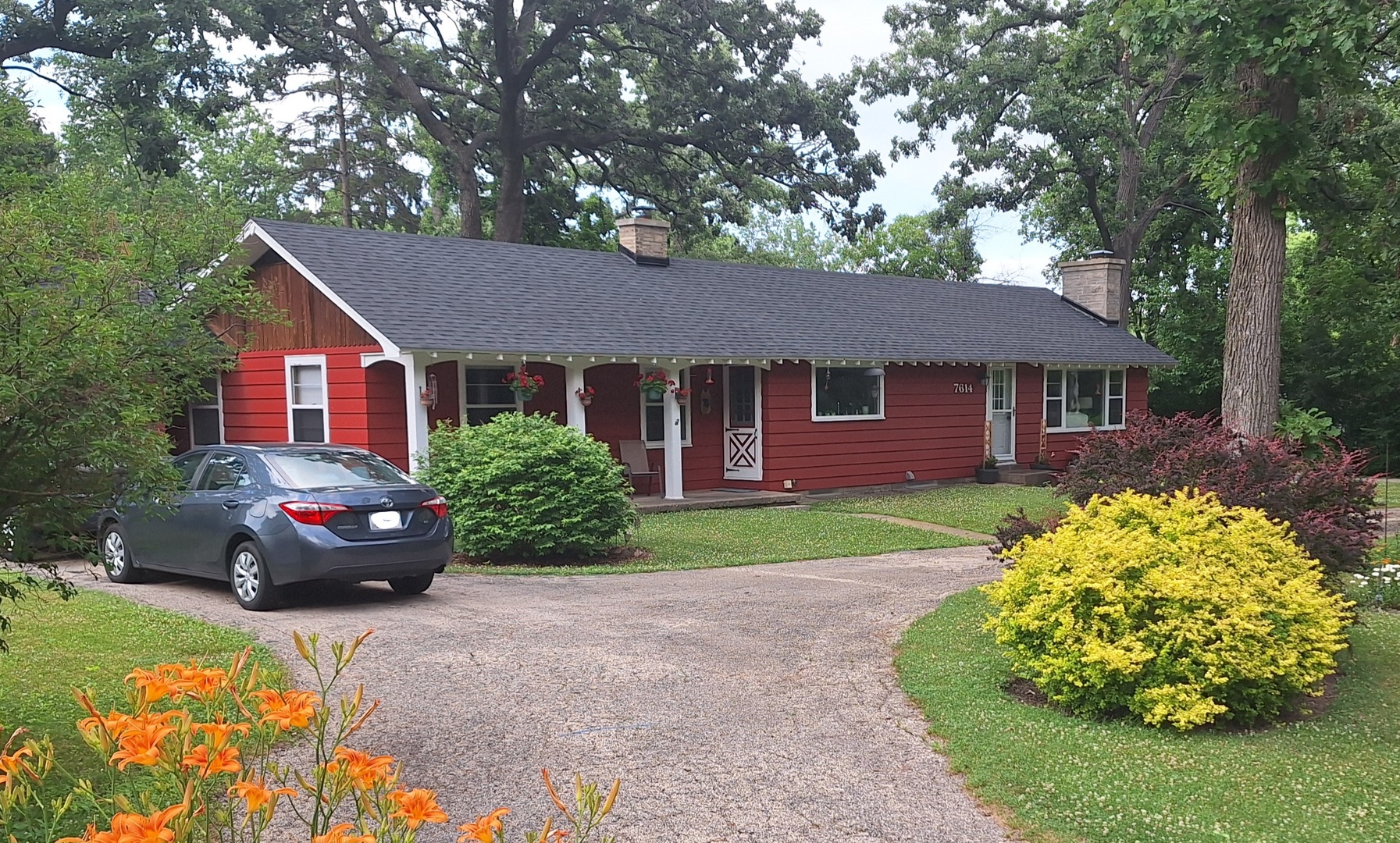 7614 Oakwood Drive