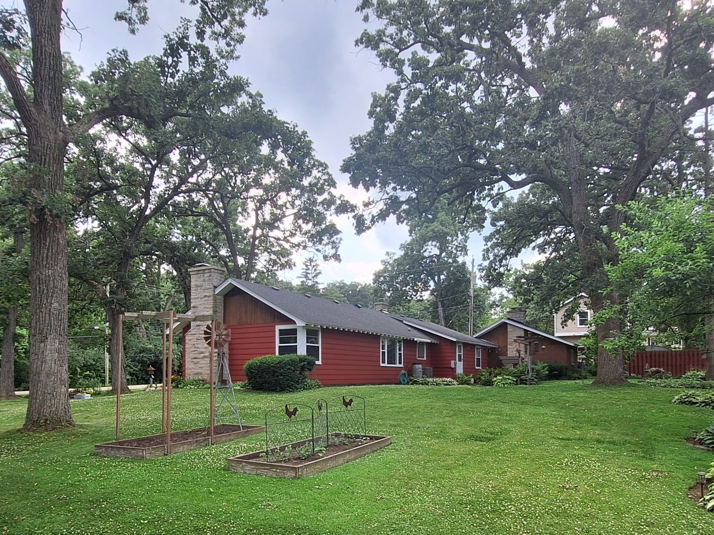 7614 Oakwood Drive