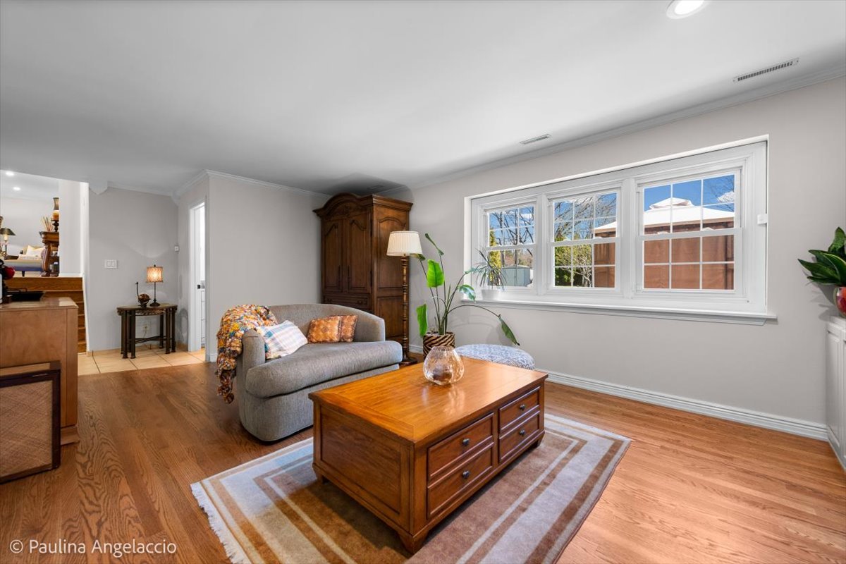 649 Greenbrier Lane