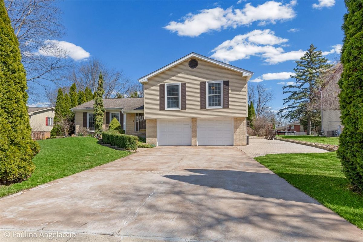 649 Greenbrier Lane