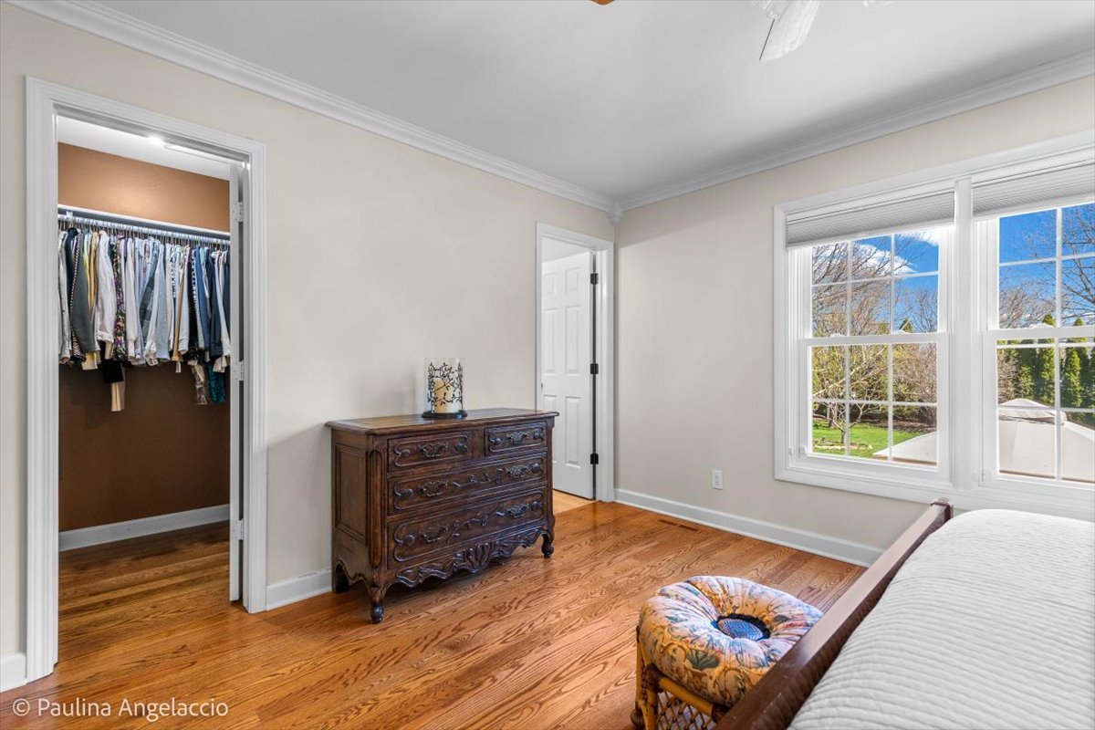 649 Greenbrier Lane