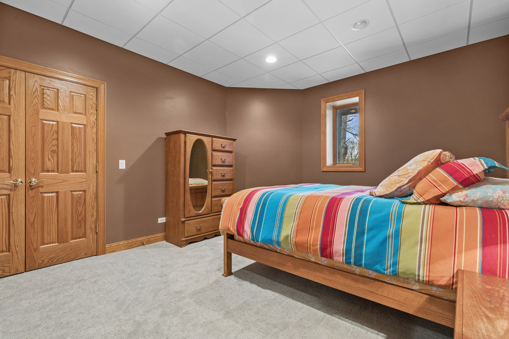 2719 Crystal Way
