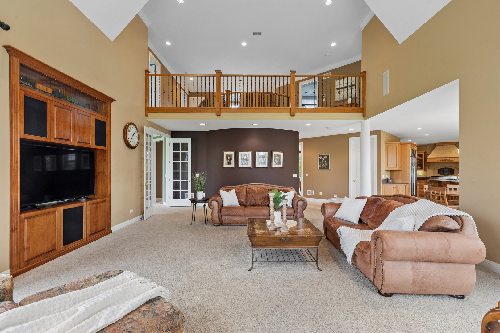 2719 Crystal Way