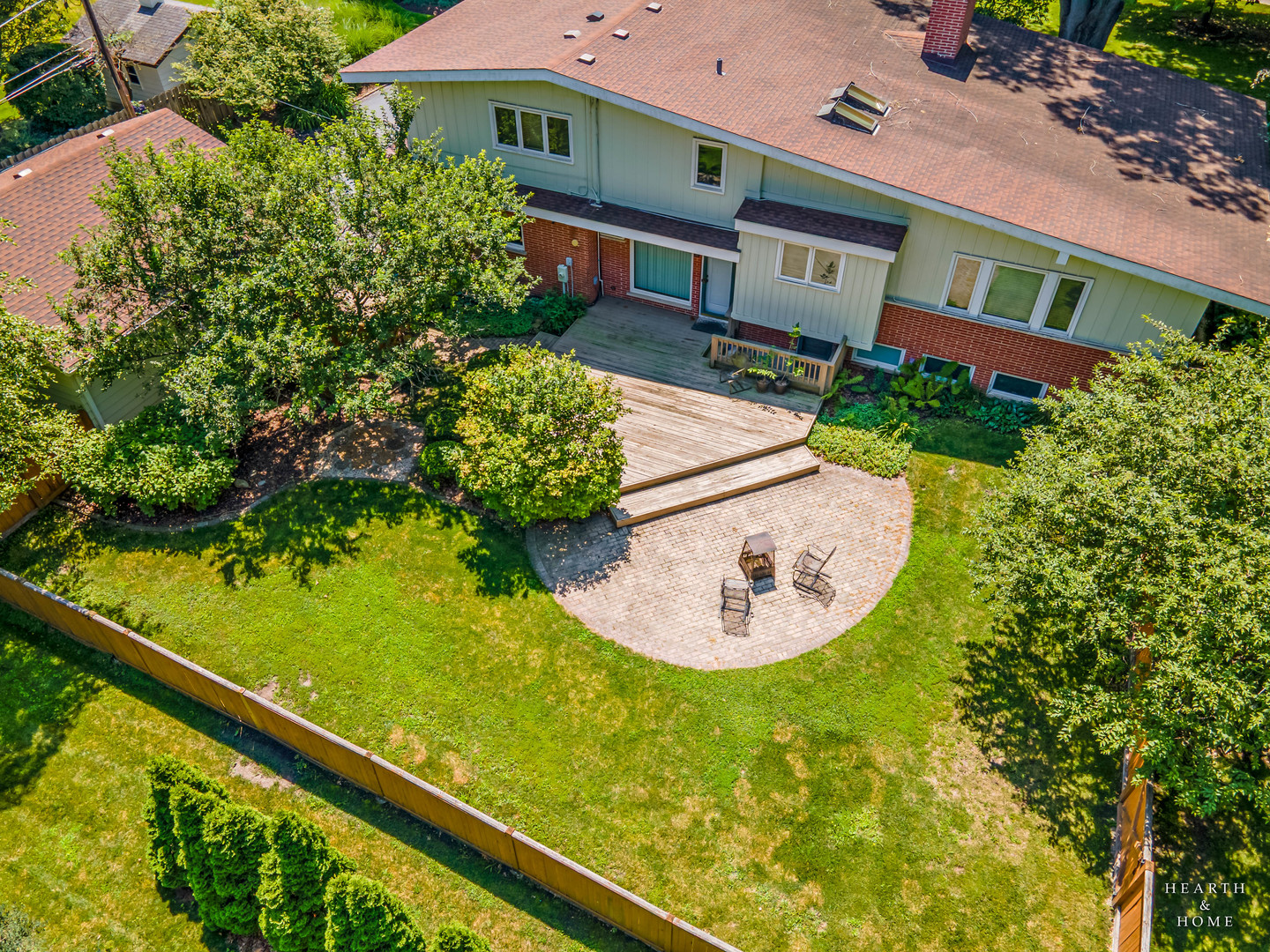 888 Country Club Road