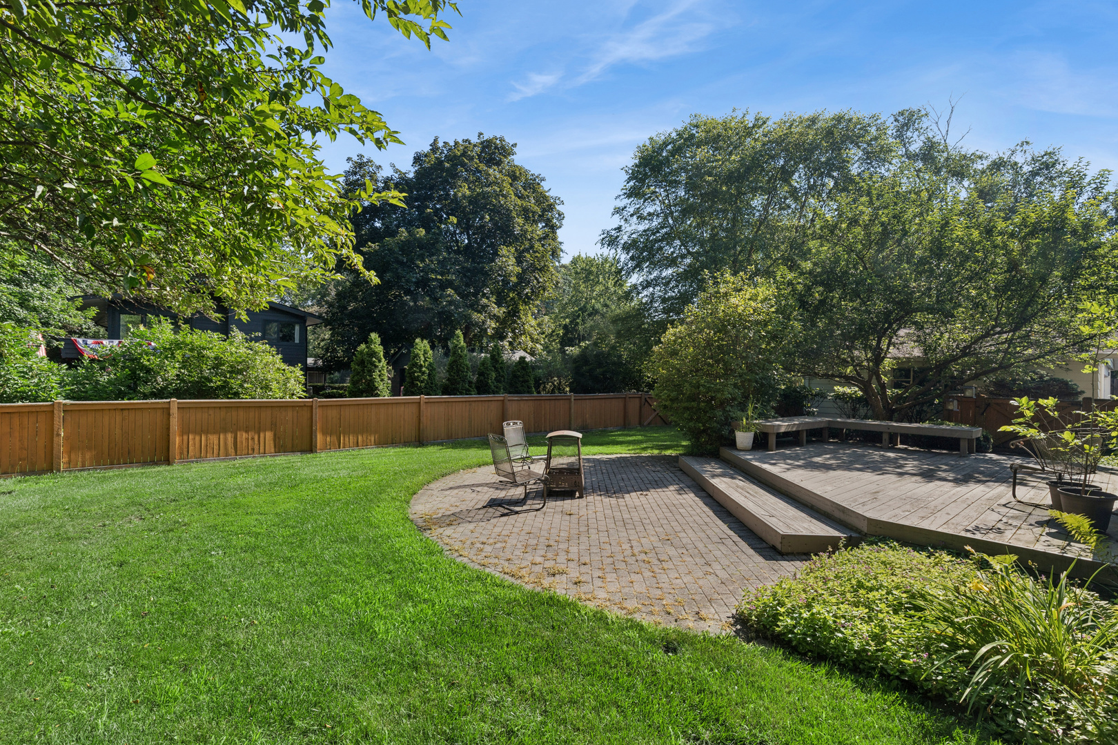 888 Country Club Road