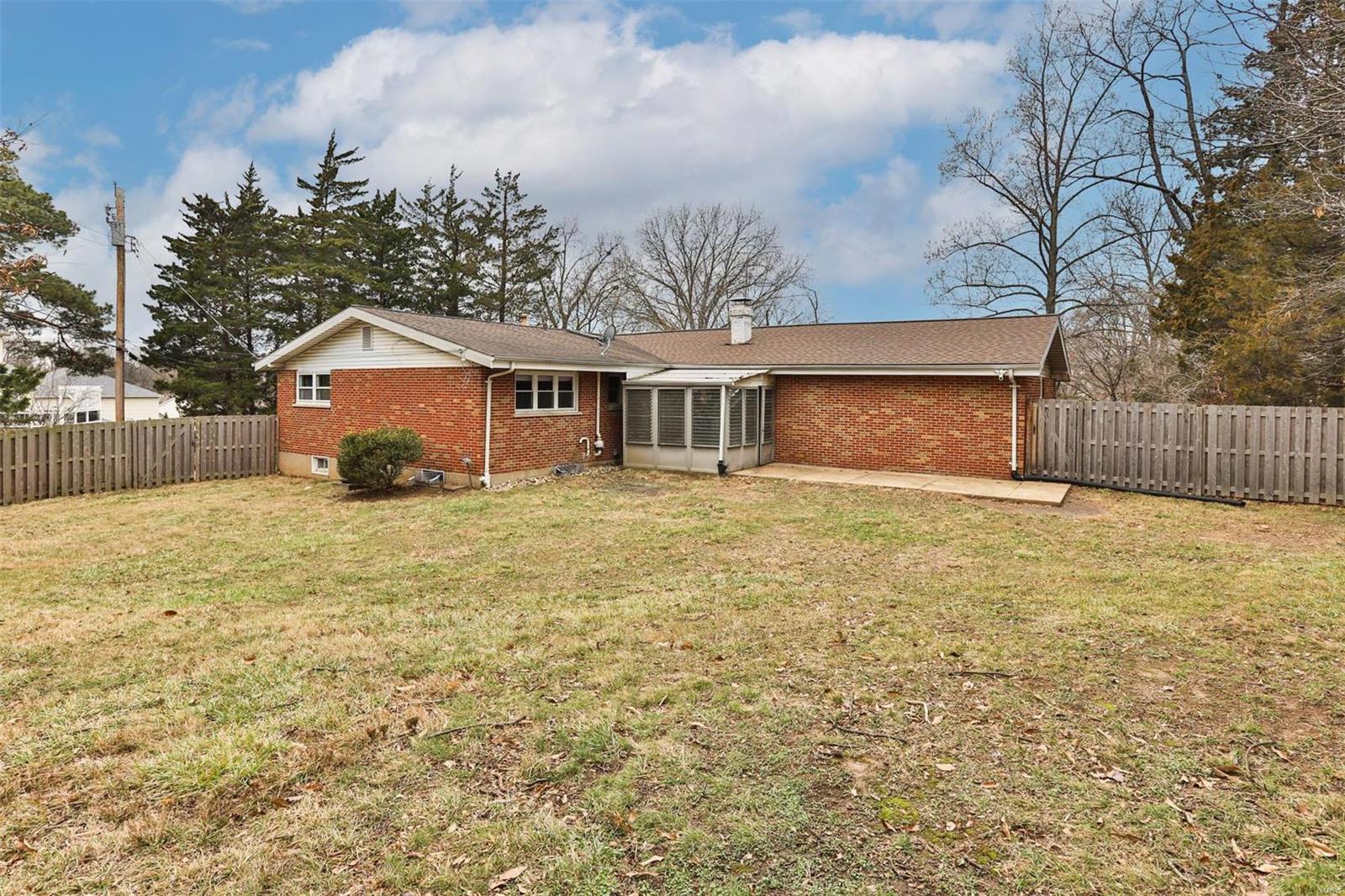 18 Meadow Lake Drive