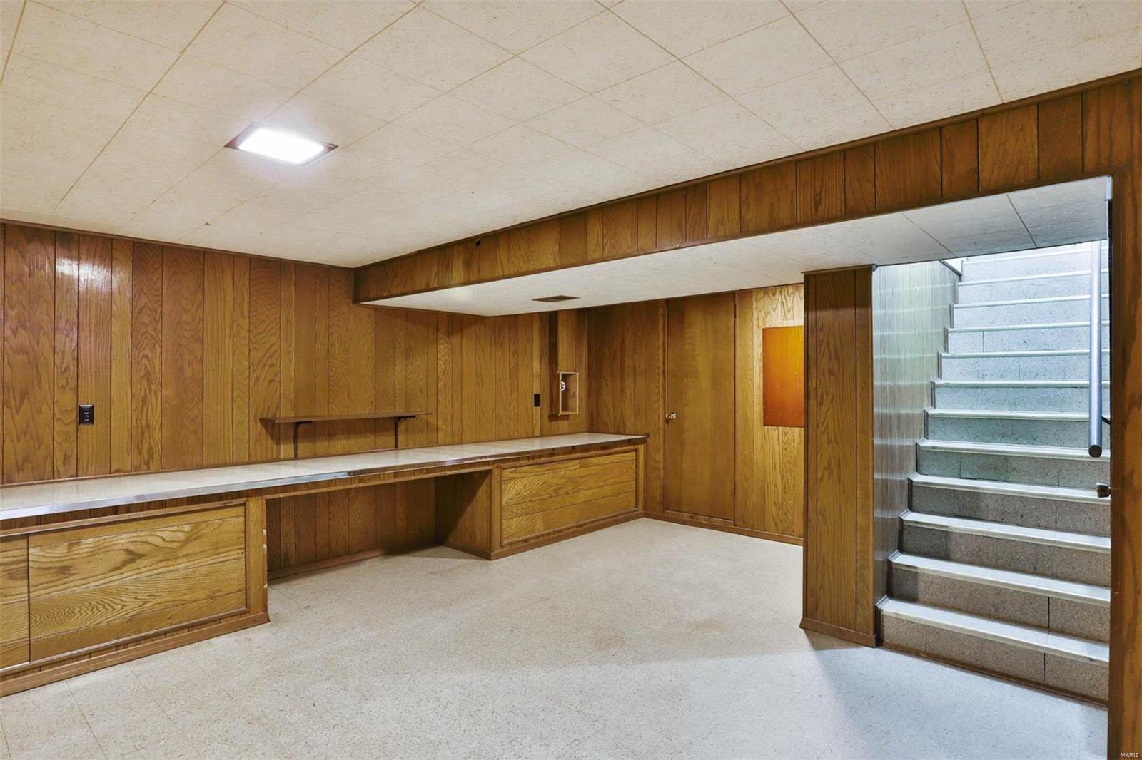 18 Meadow Lake Drive