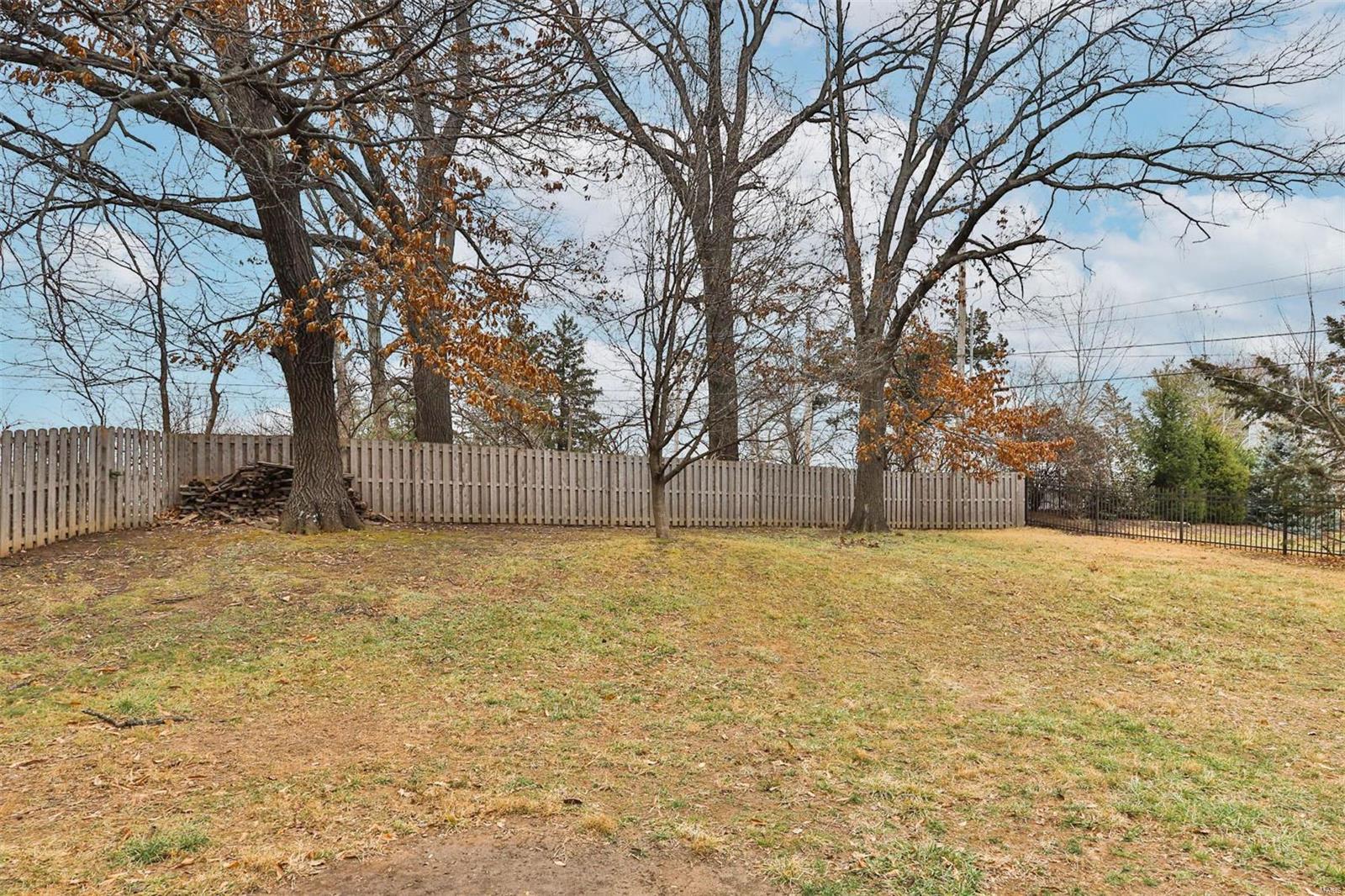 18 Meadow Lake Drive