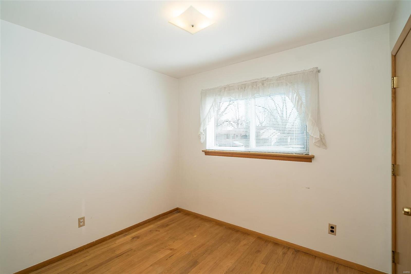 1477 Broadlawns Lane