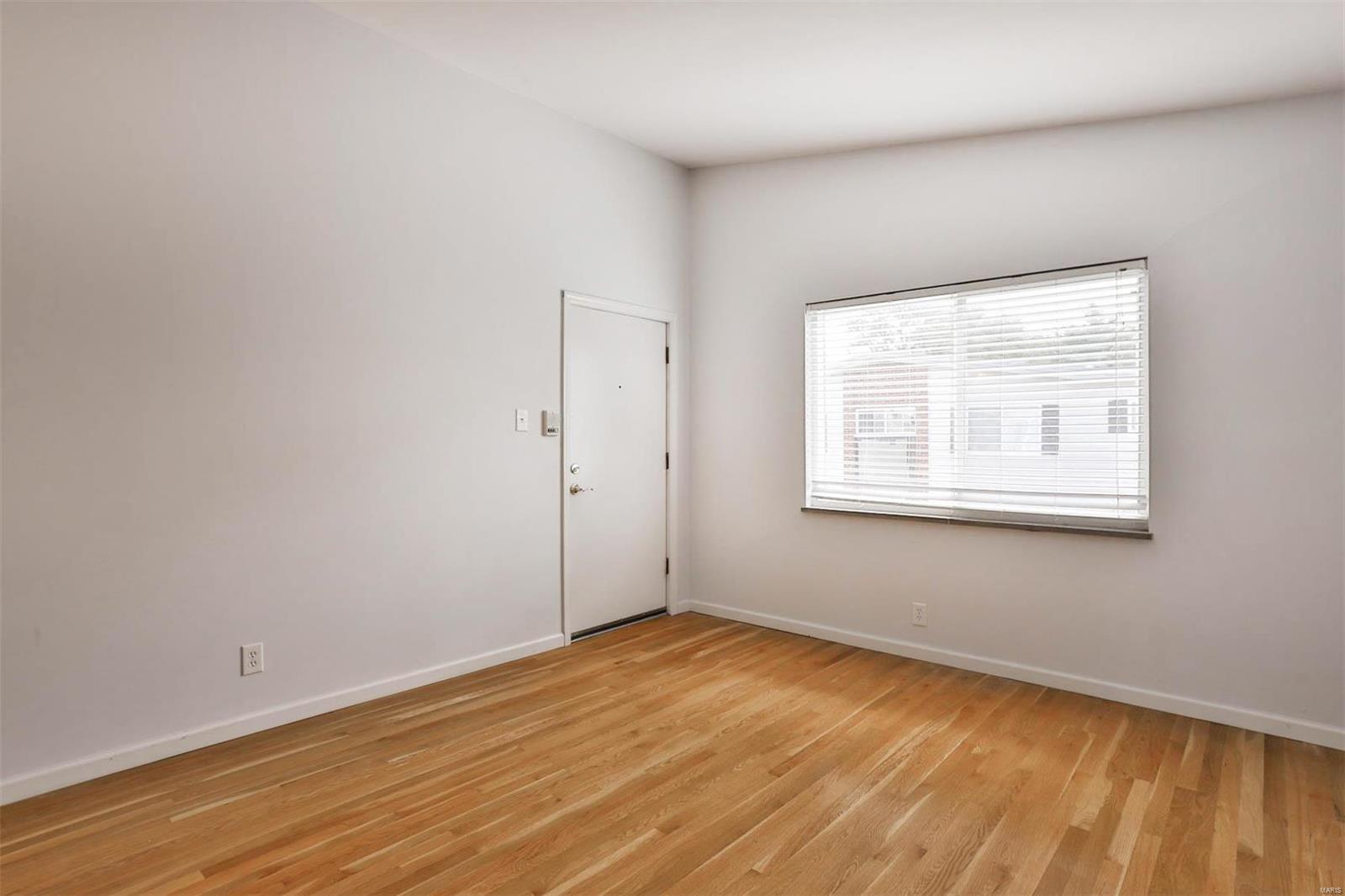 111 E Washington Drive Unit: 2S