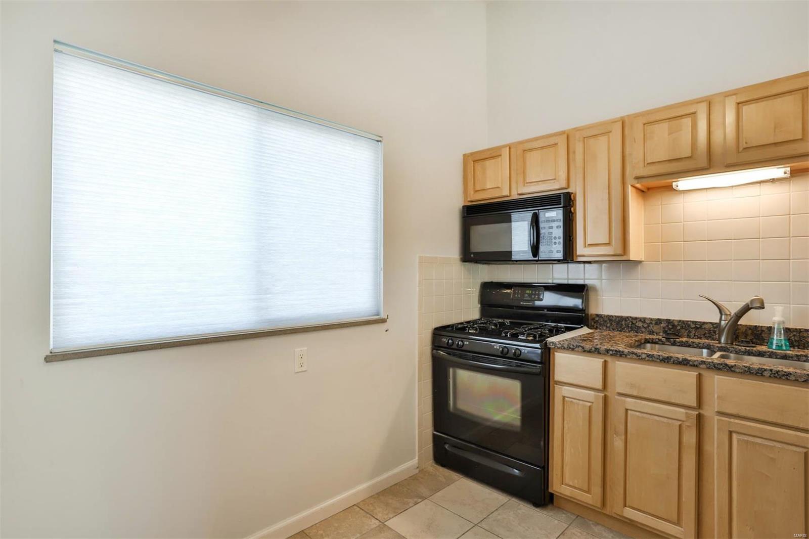 111 E Washington Drive Unit: 2S