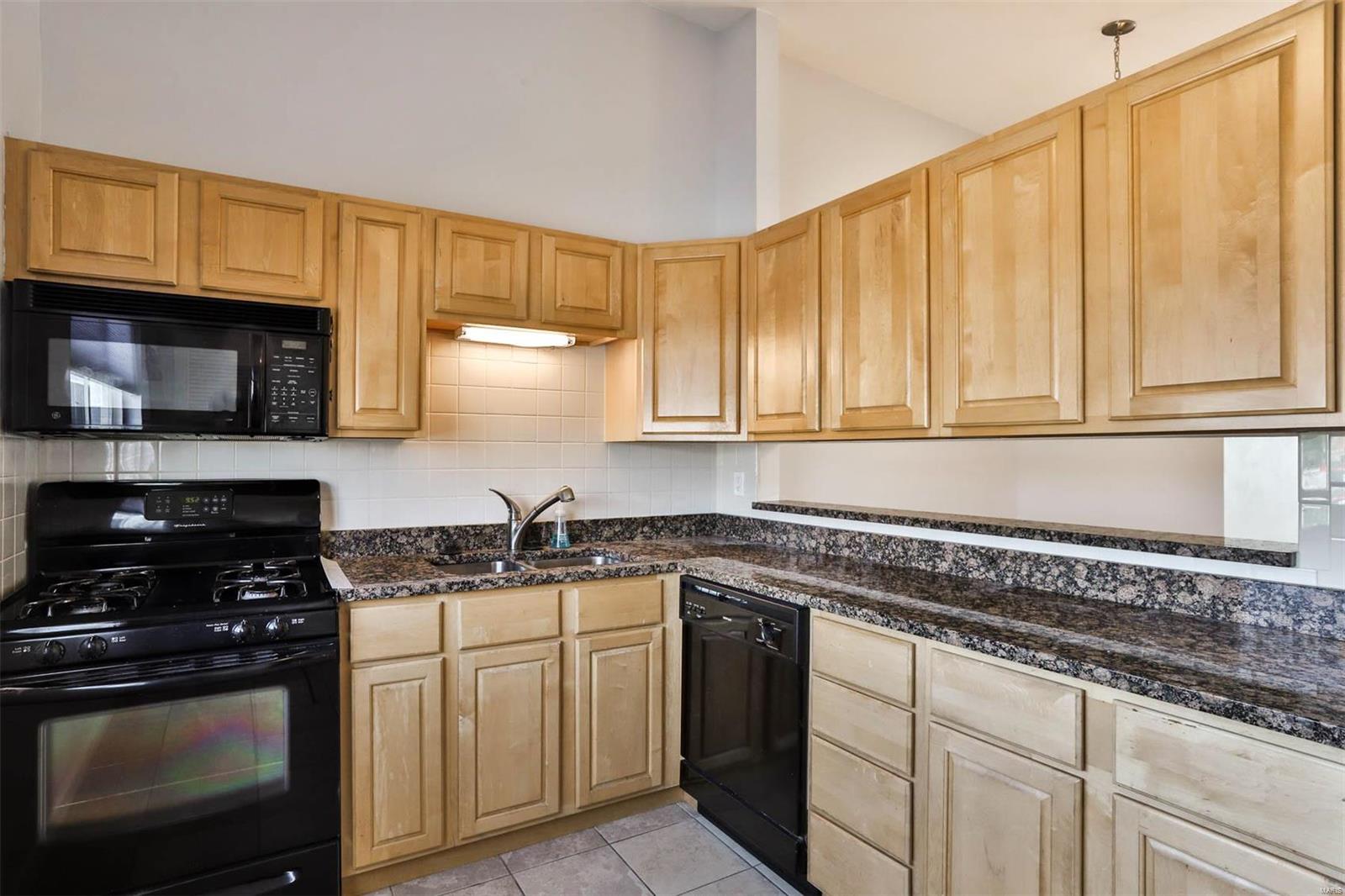 111 E Washington Drive Unit: 2S