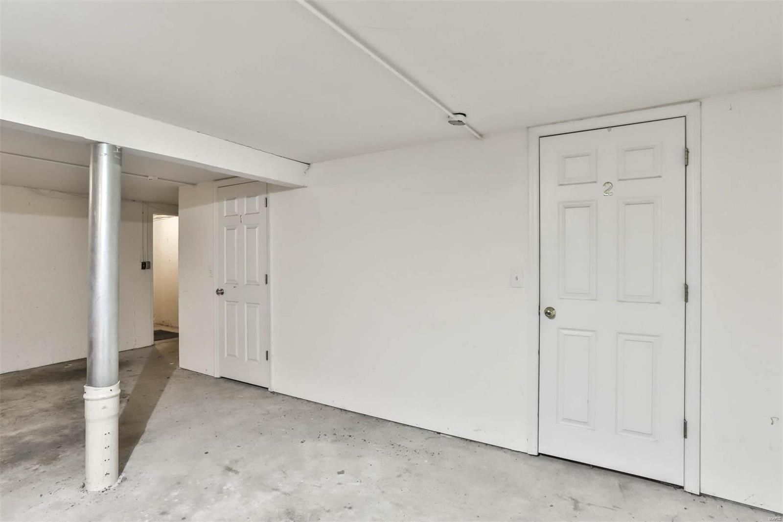 111 E Washington Drive Unit: 2S