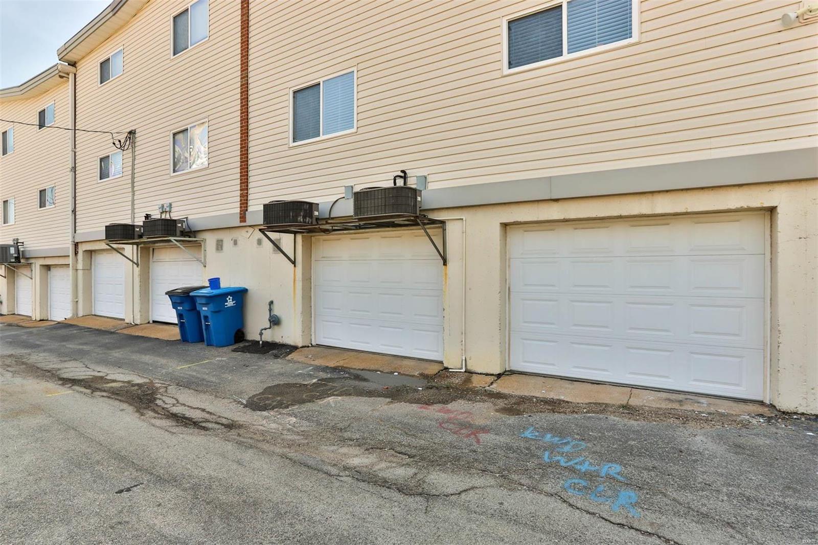 111 E Washington Drive Unit: 2S