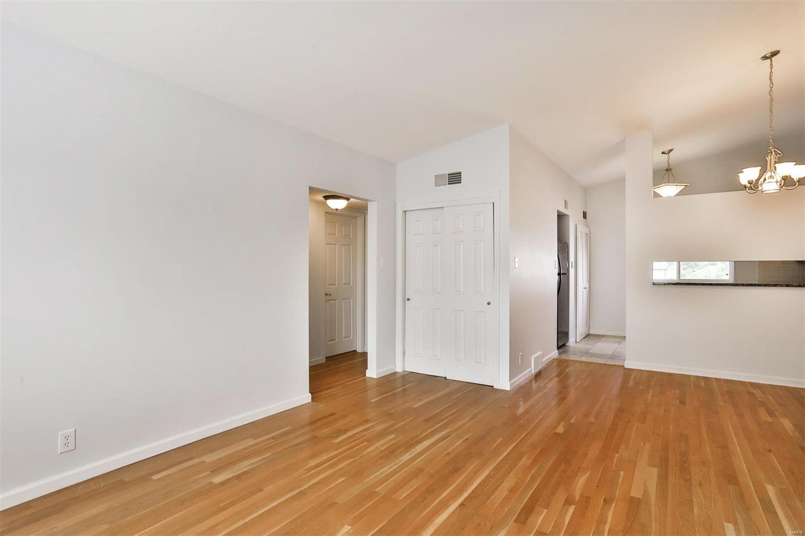 111 E Washington Drive Unit: 2S