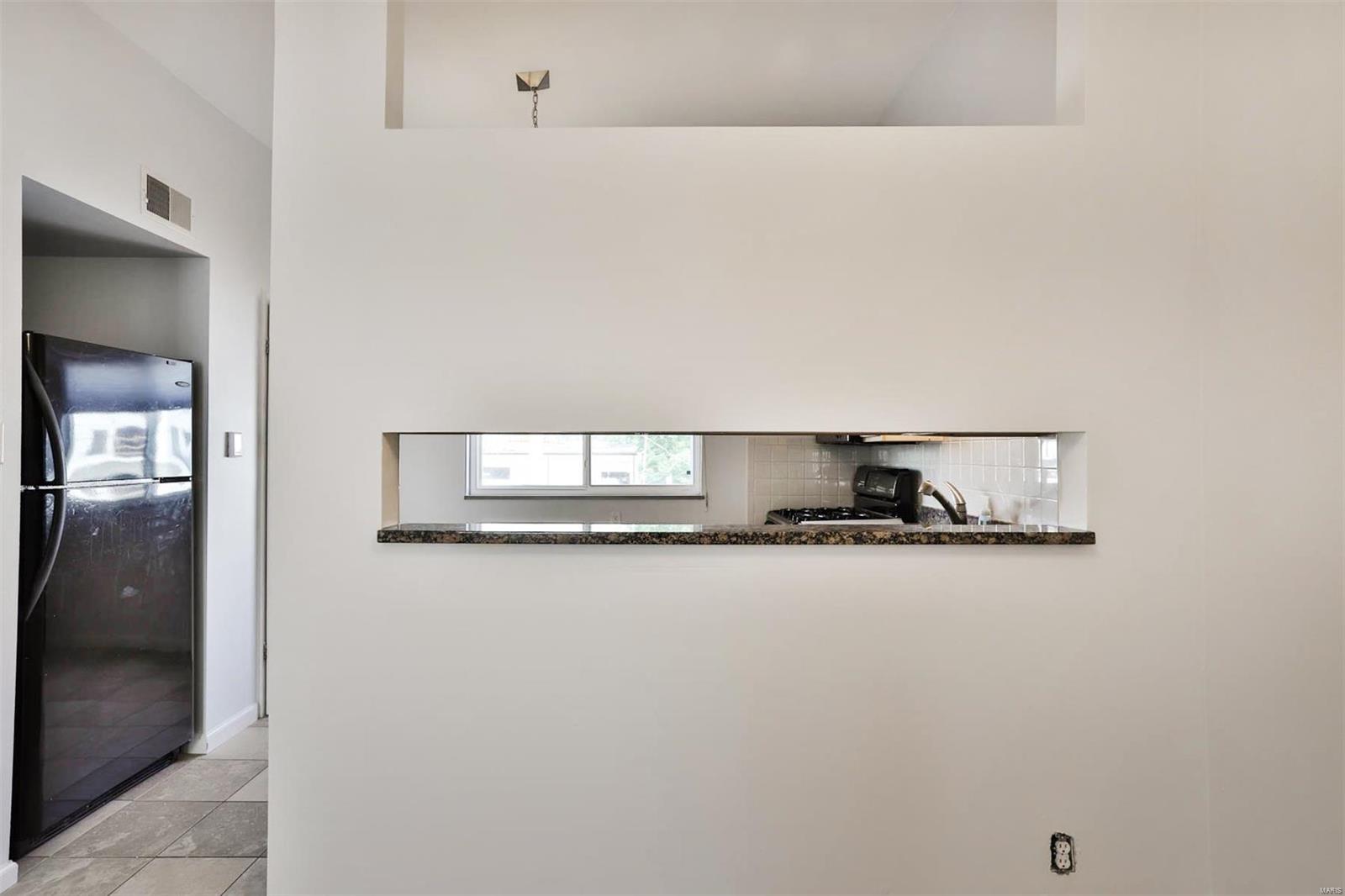 111 E Washington Drive Unit: 2S
