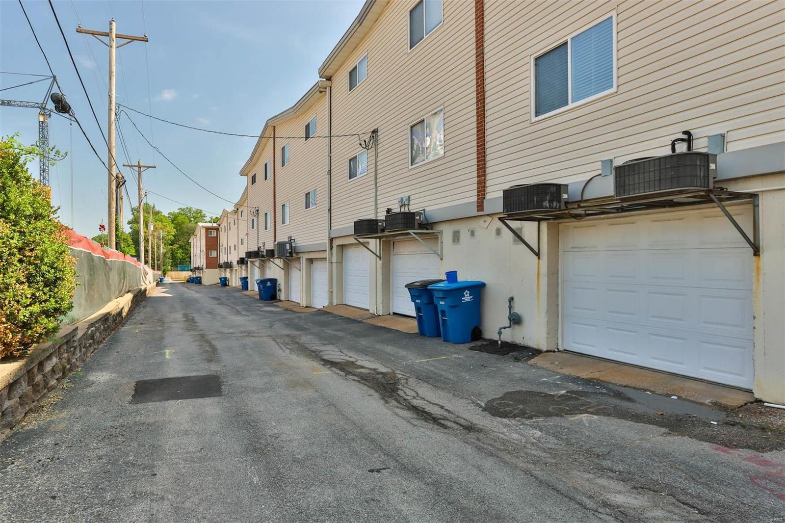 111 E Washington Drive Unit: 2S