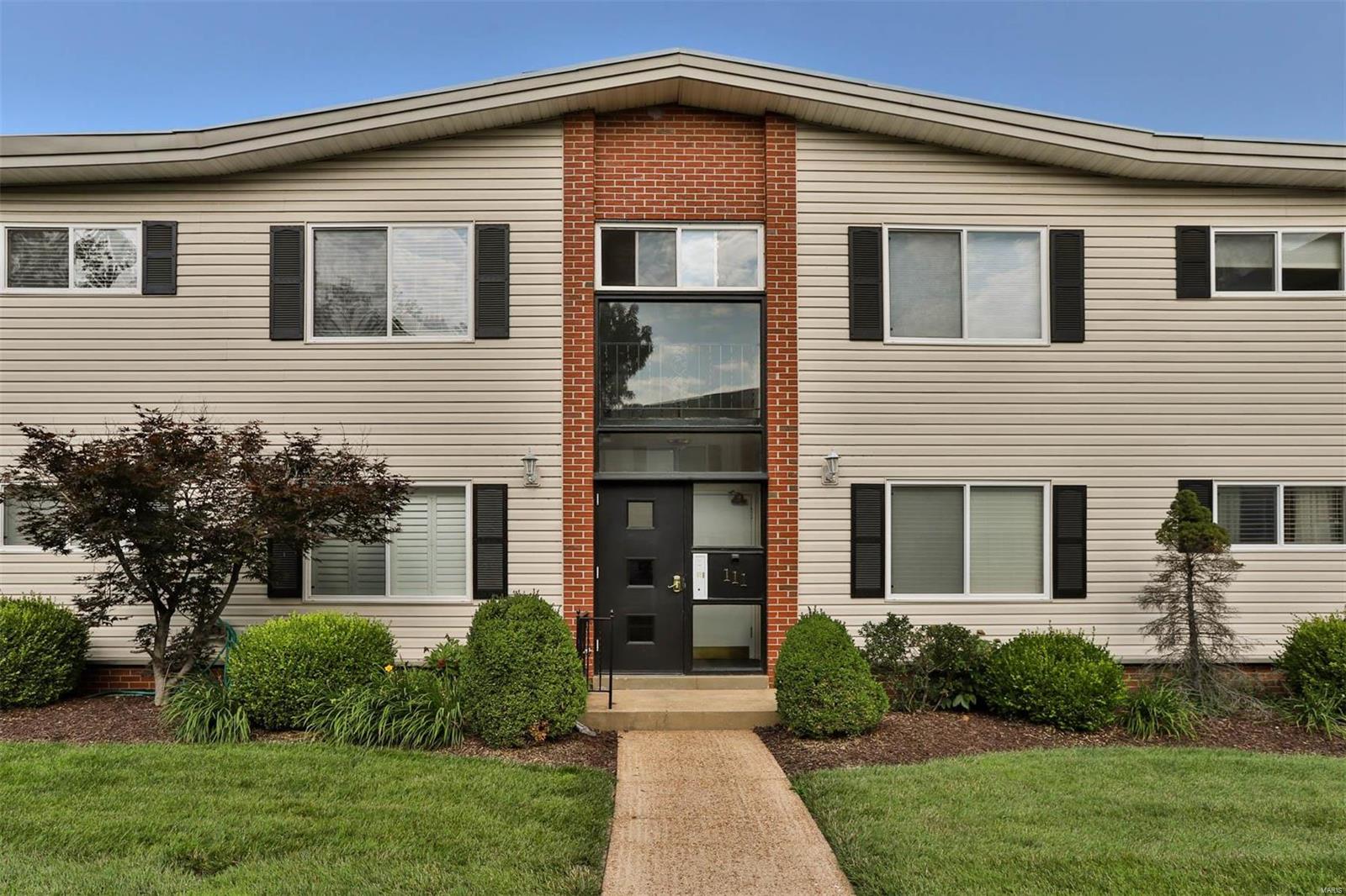 111 E Washington Drive Unit: 2S