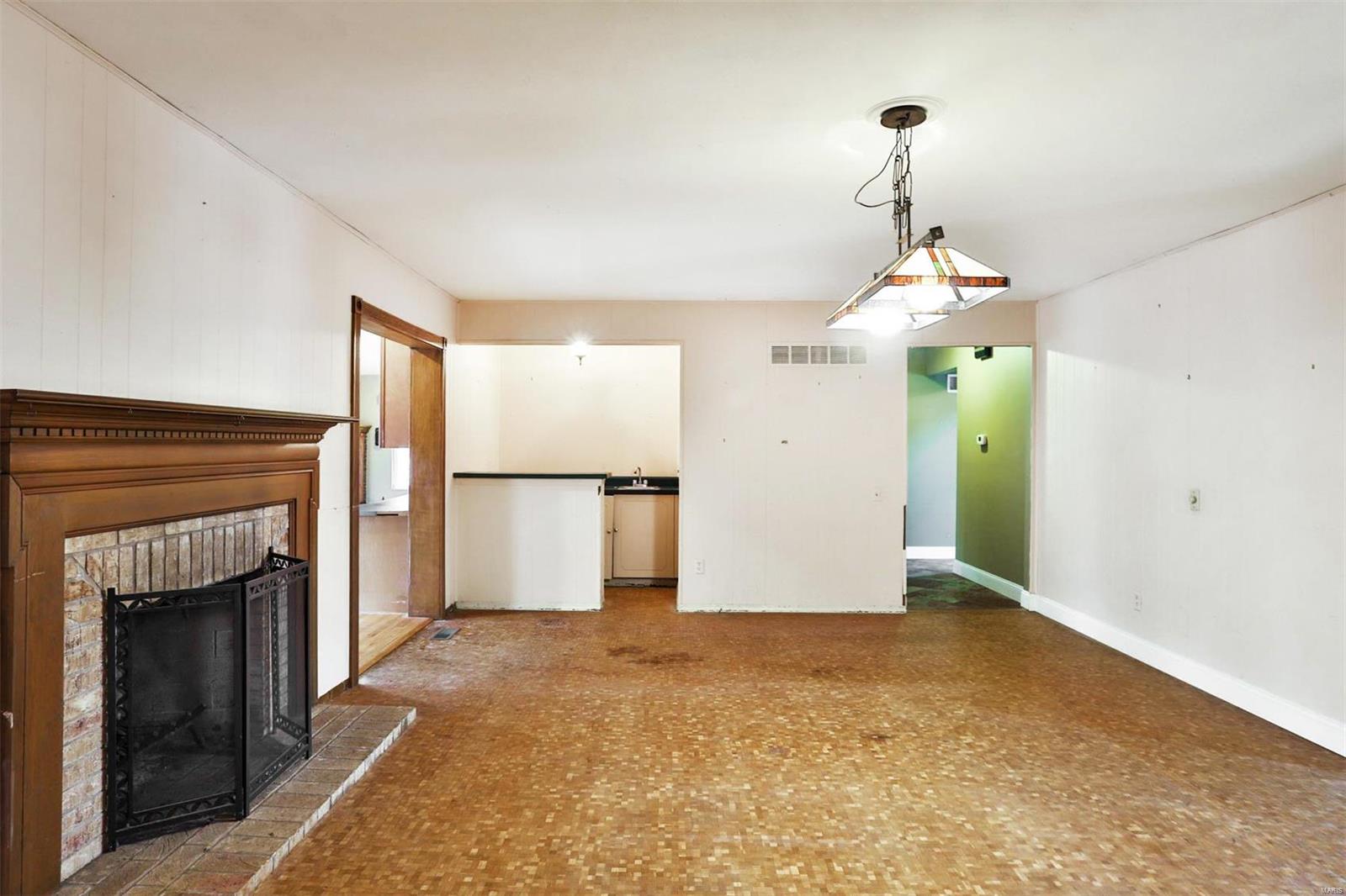 327 Royal Village Drive