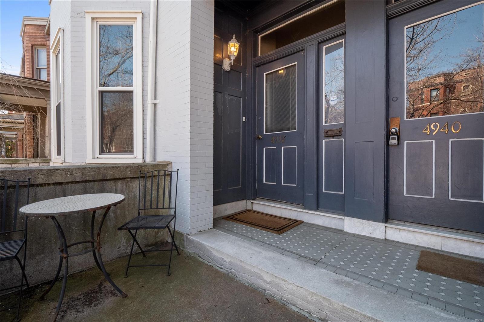 4938 McPherson Avenue Unit: 1