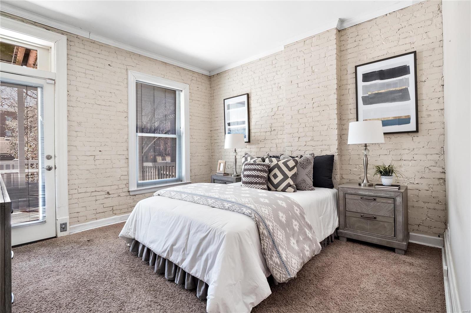 4938 McPherson Avenue Unit: 1