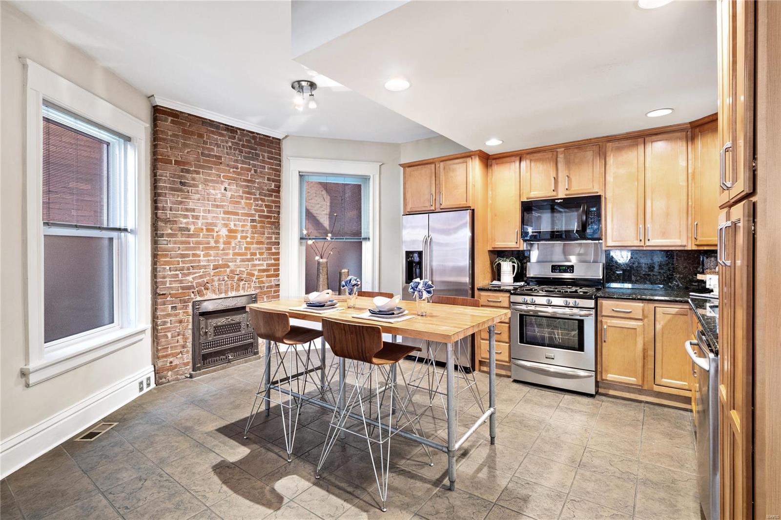 4938 McPherson Avenue Unit: 1