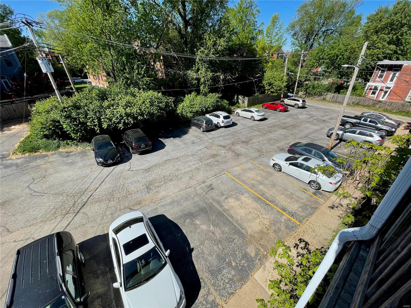 2310 Rutger Street Unit: 10F