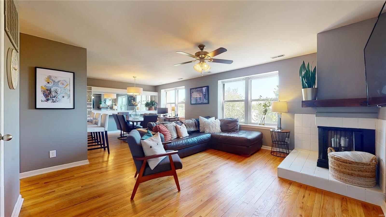 2310 Rutger Street Unit: 10F