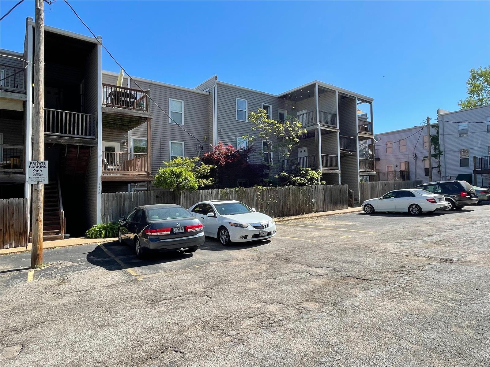 2310 Rutger Street Unit: 10F