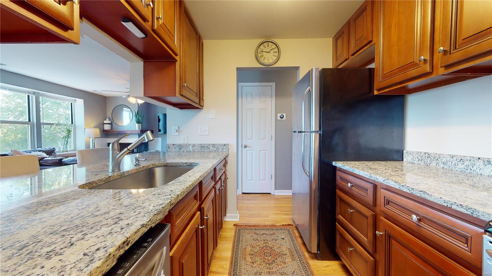 2310 Rutger Street Unit: 10F