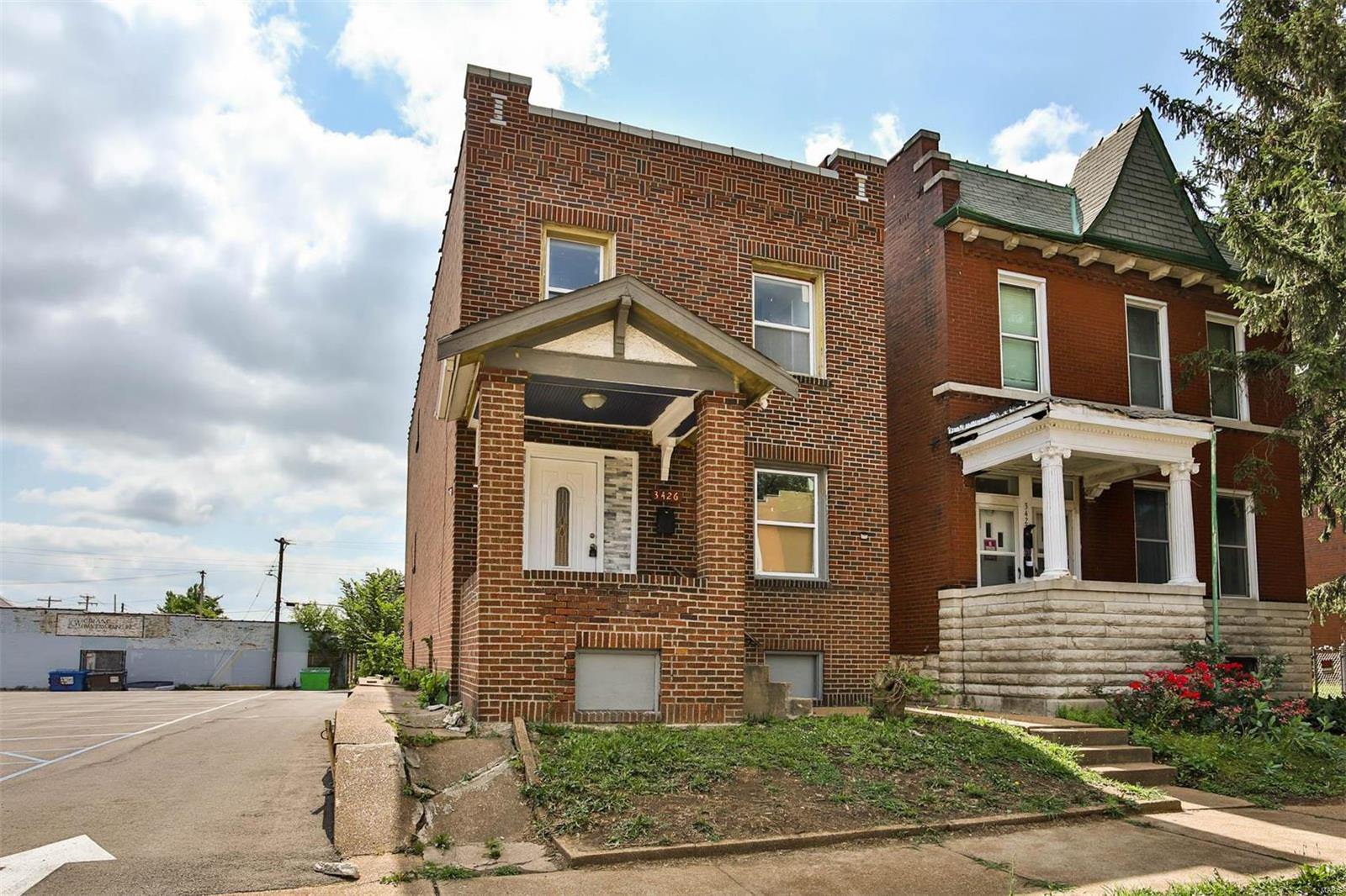 3426 Iowa Avenue