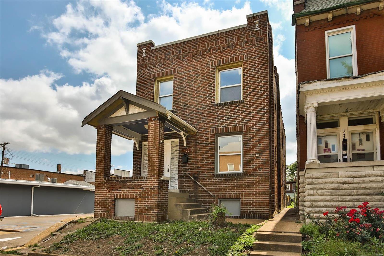 3426 Iowa Avenue
