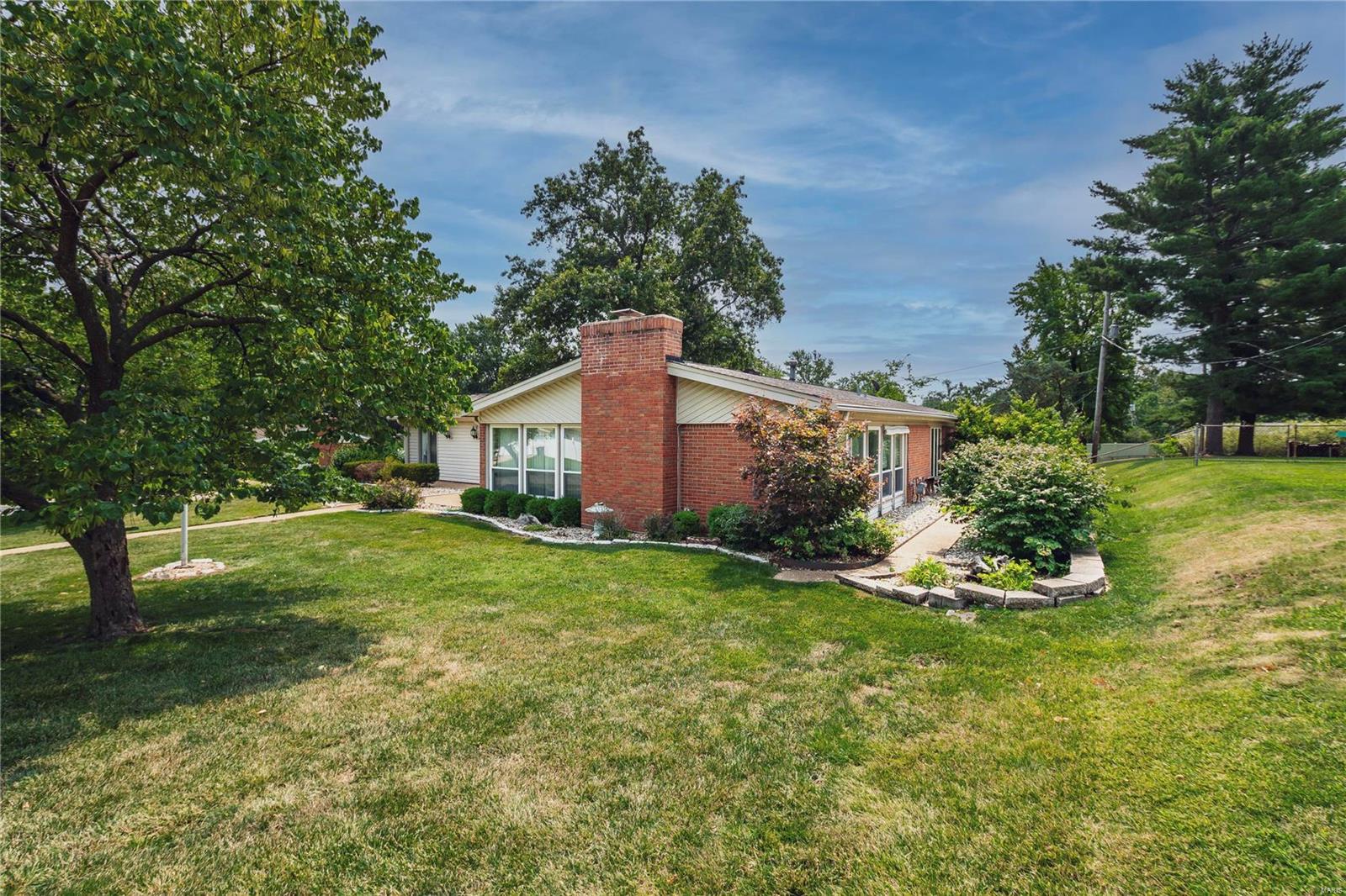 5126 Tealby Lane