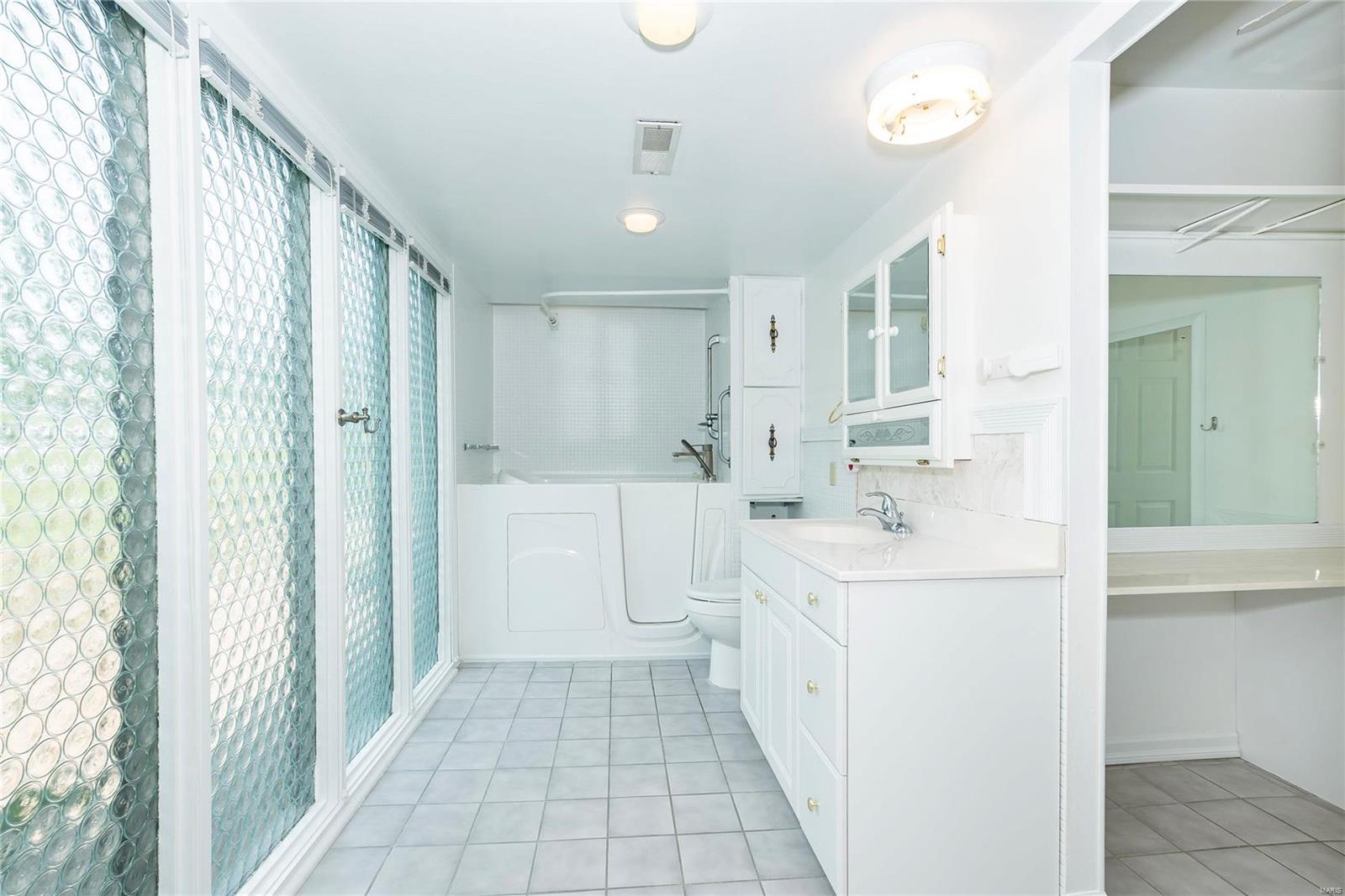 5126 Tealby Lane
