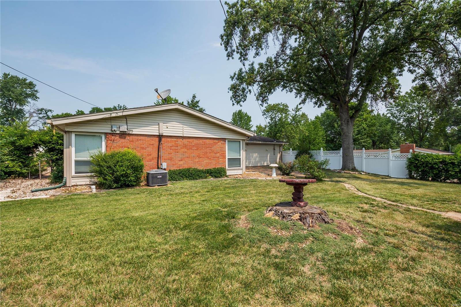 5126 Tealby Lane