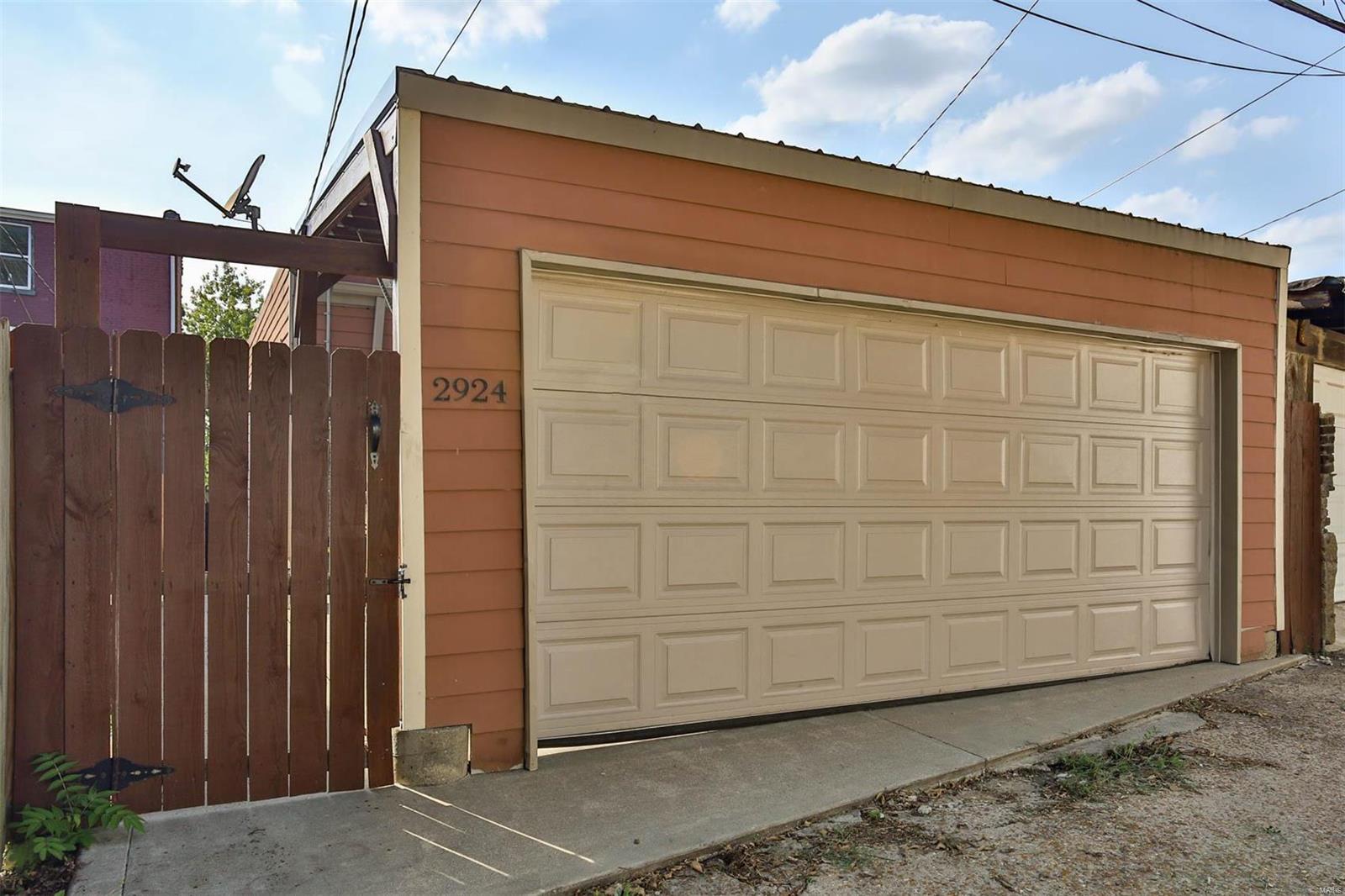 2924 McNair Avenue