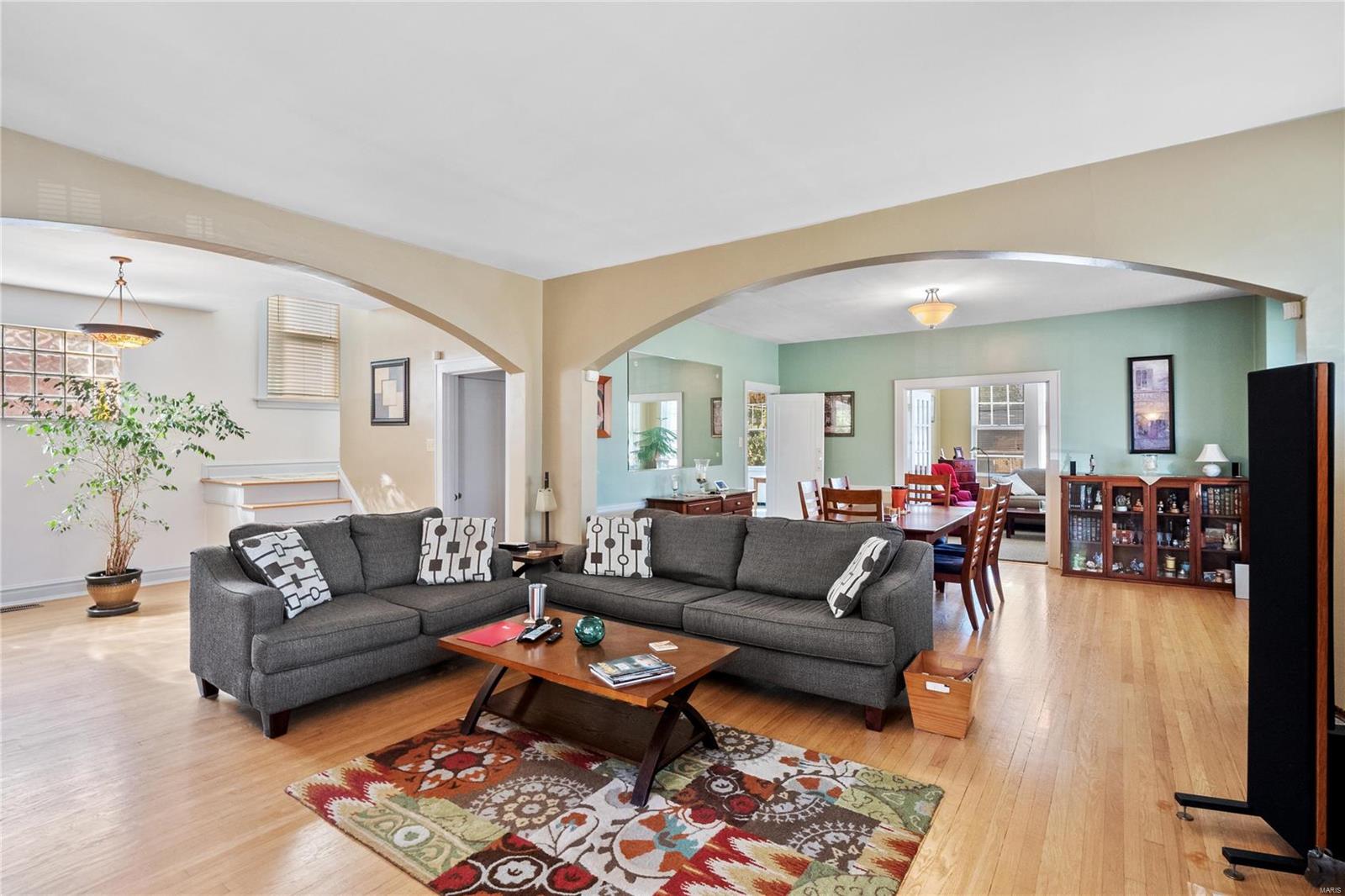 3818 Loughborough Avenue