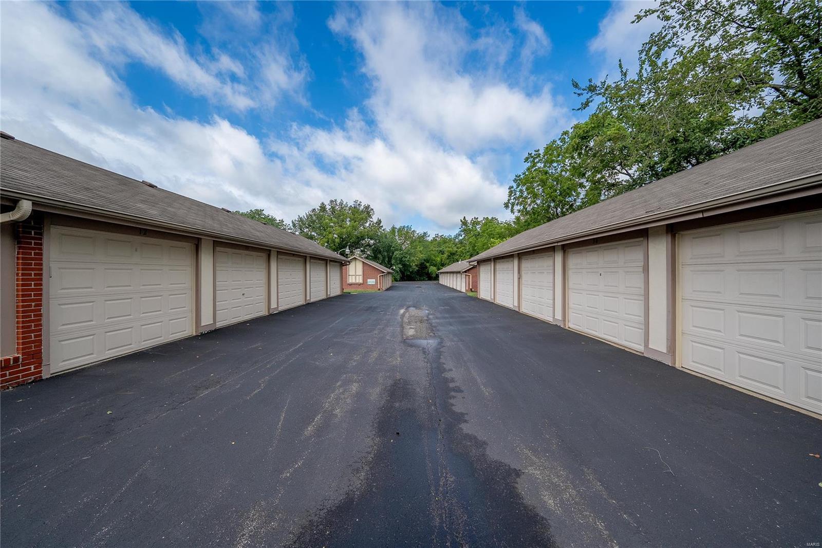 533 Colebrook Drive Unit: D
