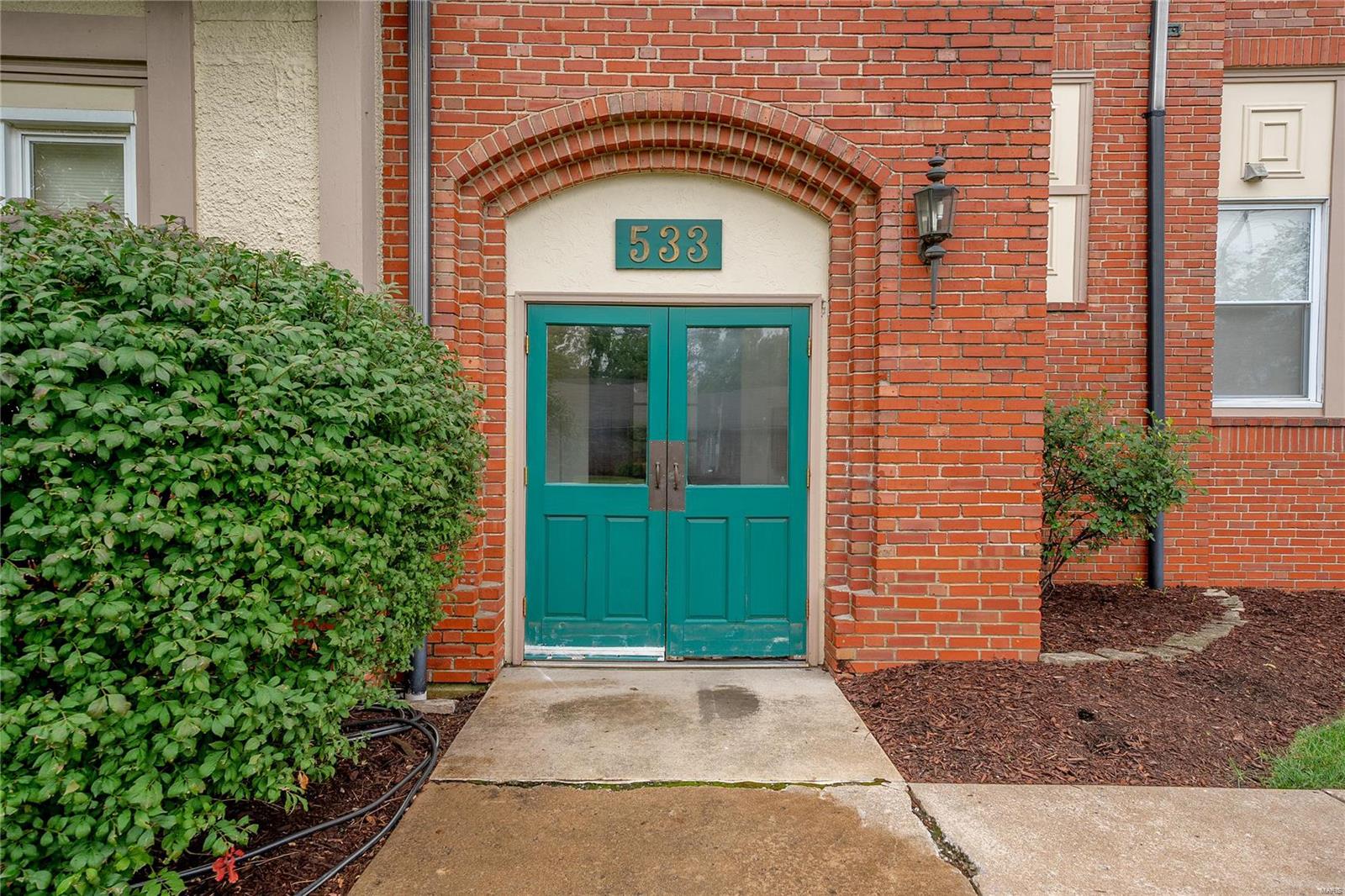 533 Colebrook Drive Unit: D