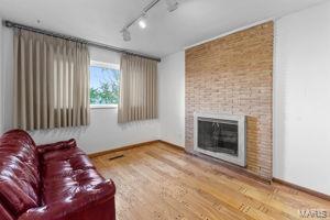 7959 Glenside Place