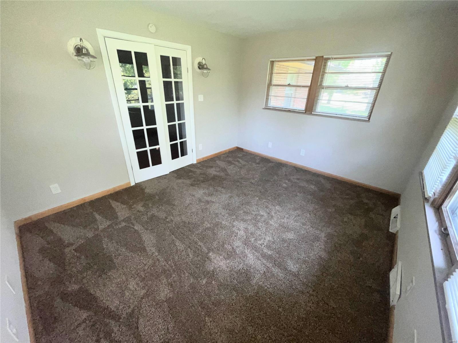 807 Hentschel Place