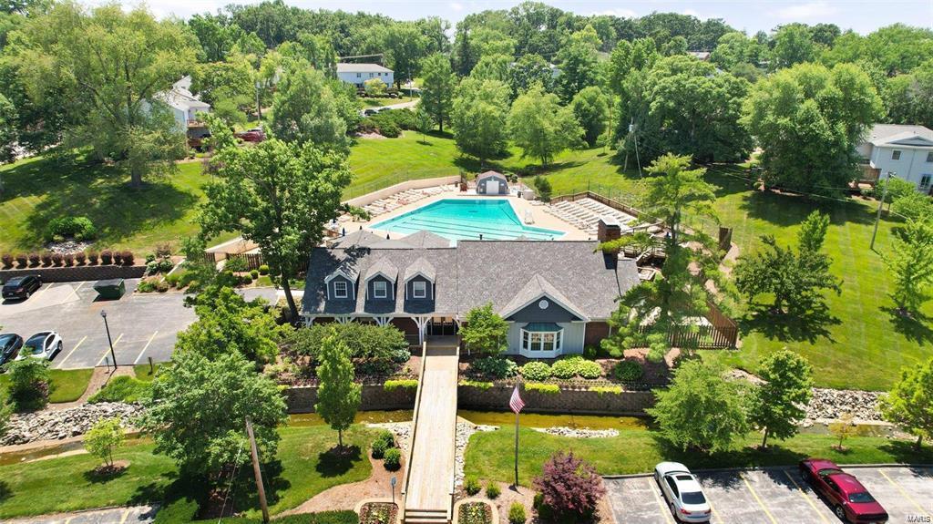 1429 Thrush Place
